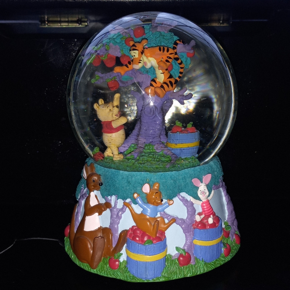 Sankyo "Winnie the pooh" 1963